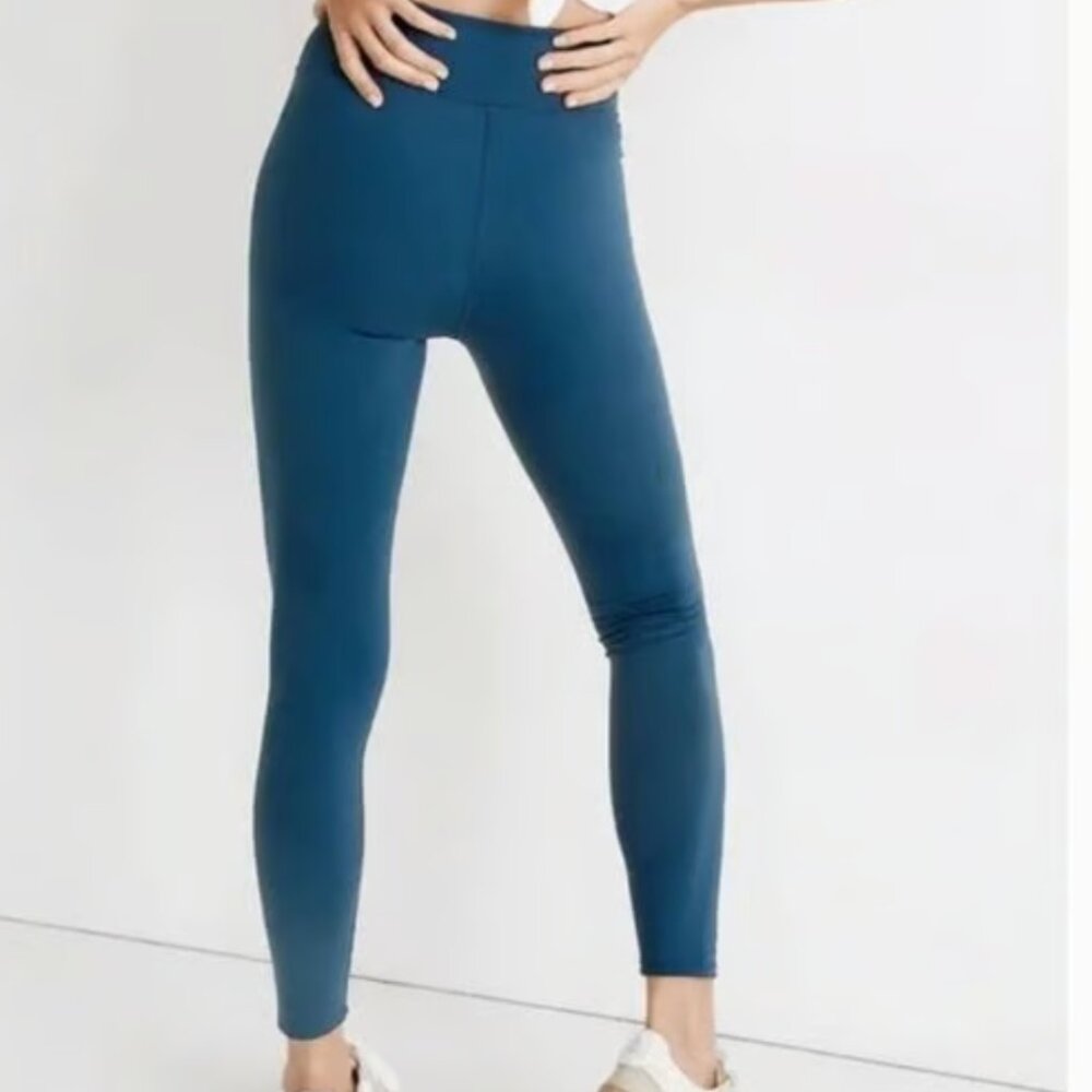 Z by Zella Women's Blue Athletic High Waisted 7/8 Leggings, size Medium - Picture 2 of 7